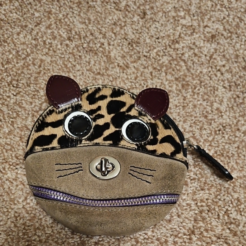 RARE ✨ Coach Leopard Print Animal Coin Purse
